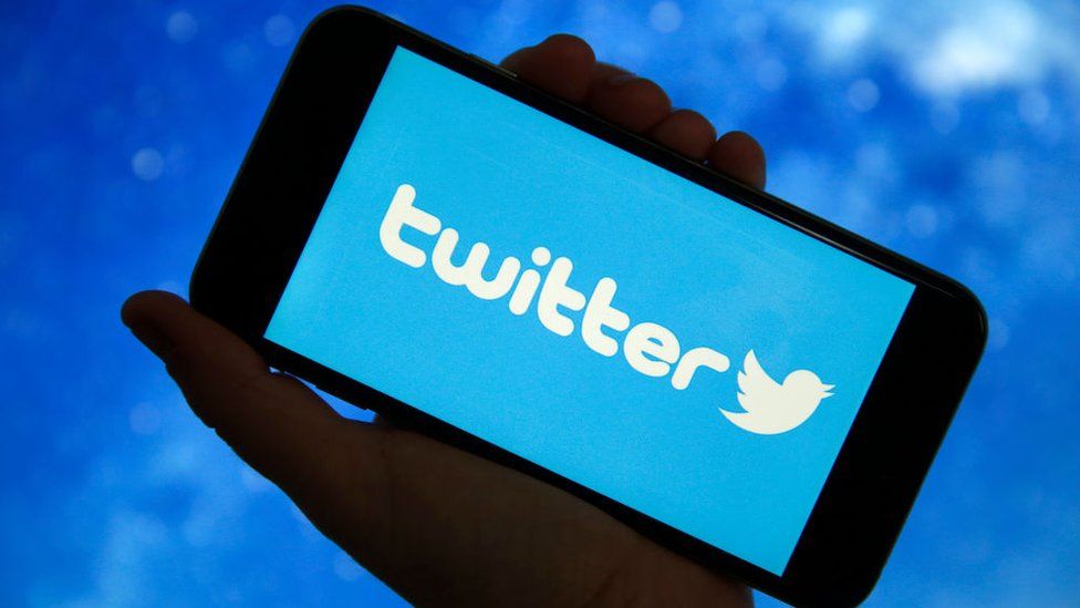 Twitter outage sees users told they are over daily tweet limit