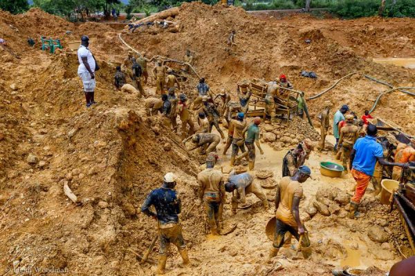 Government cracks down on illegal mining with new measures