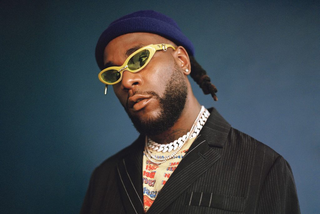 Burna Boy becomes first African artiste to hit 200m streams on Boomplay