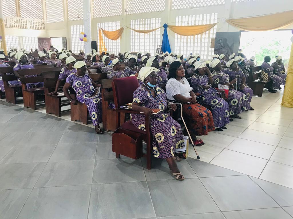 Pastors Spouses Association of Evangelical Presbyterian Church Ghana garners support for livelihoods