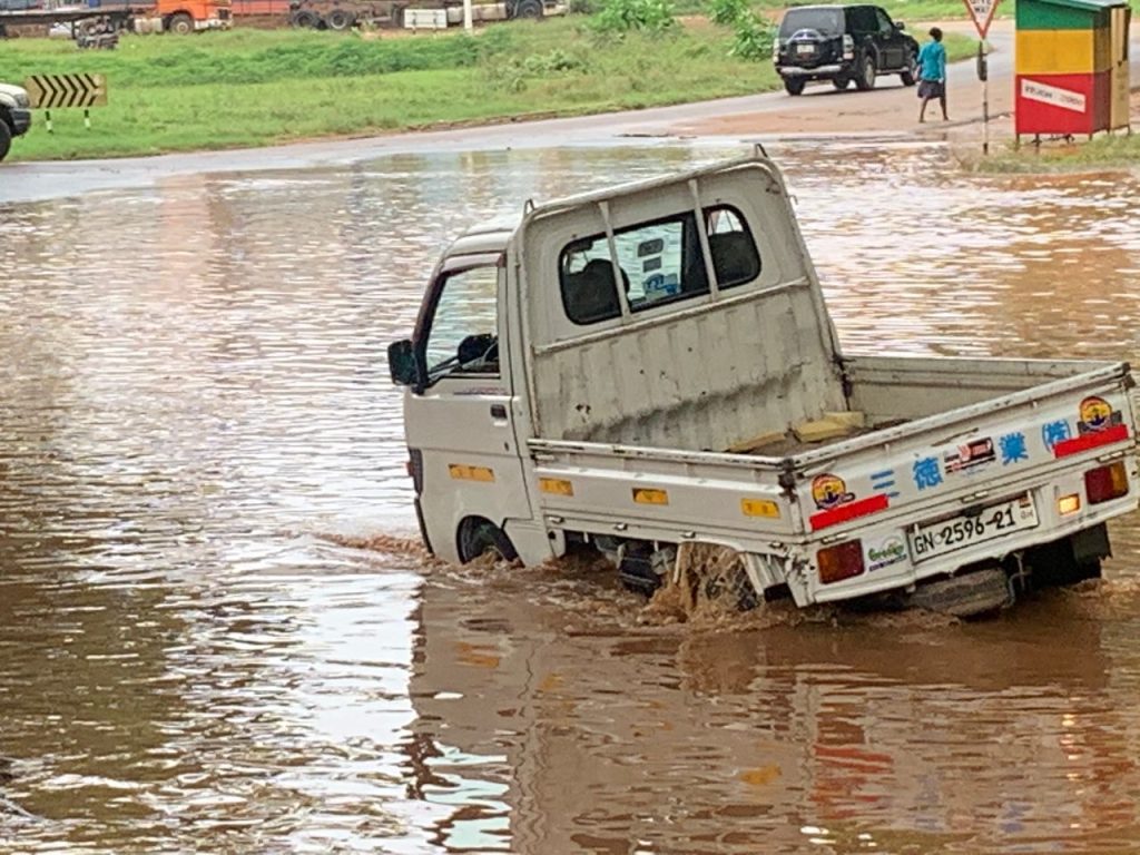 Rains displace morning activities of some residents of Tema, Teshie Nungua in Greater Accra