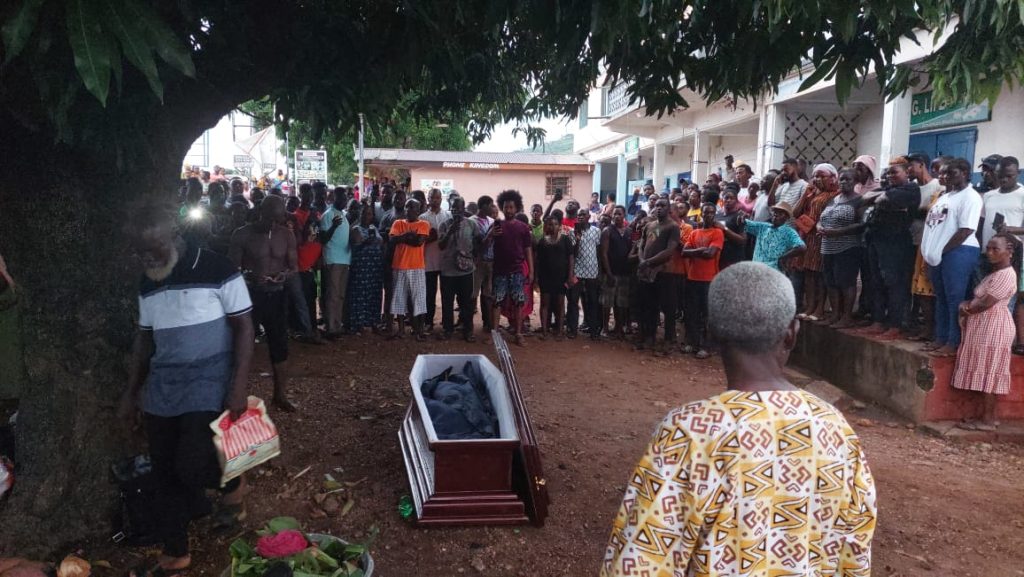 Ho: Rites finally performed: Coconut Seller killed by lightning, Emmanuel Torli laid to rest