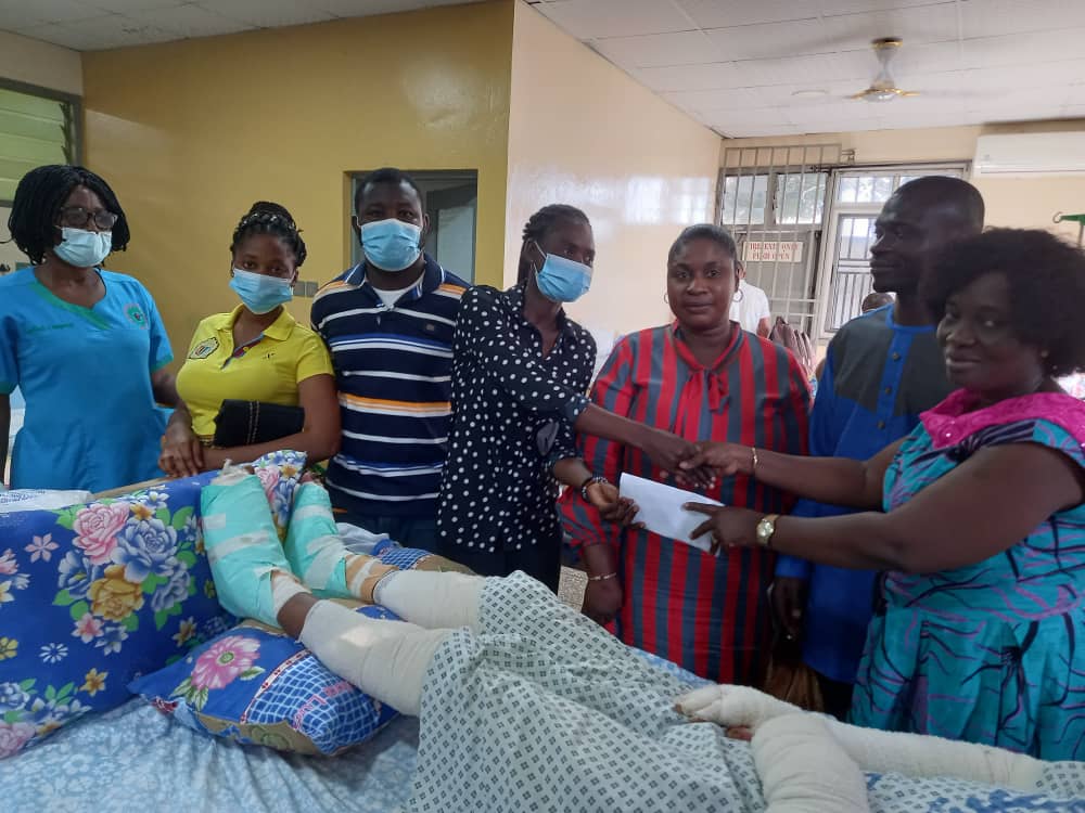 GJA donates to Journalist on admission at Burns Unit of Korle-Bu