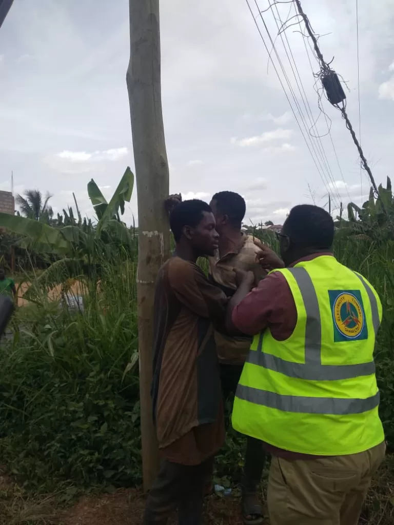 Three in police grips for preventing ECG Officers from disconnecting illegal meter