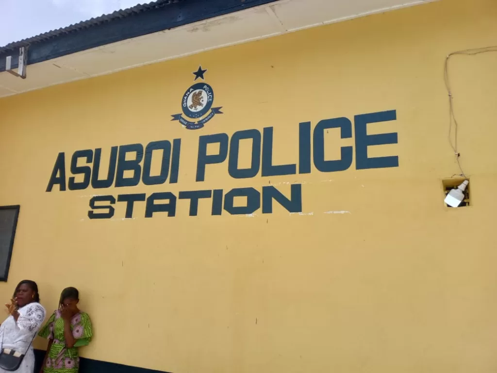 E/R: Asuboi community gets new police post