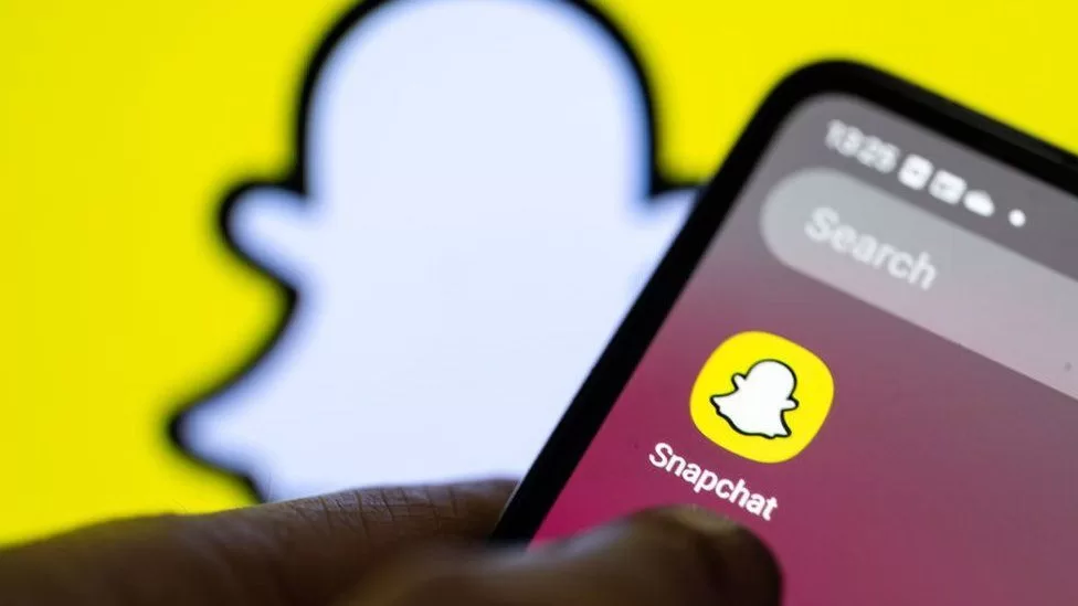 Snap to lay off 'approximately' 10% of its staff