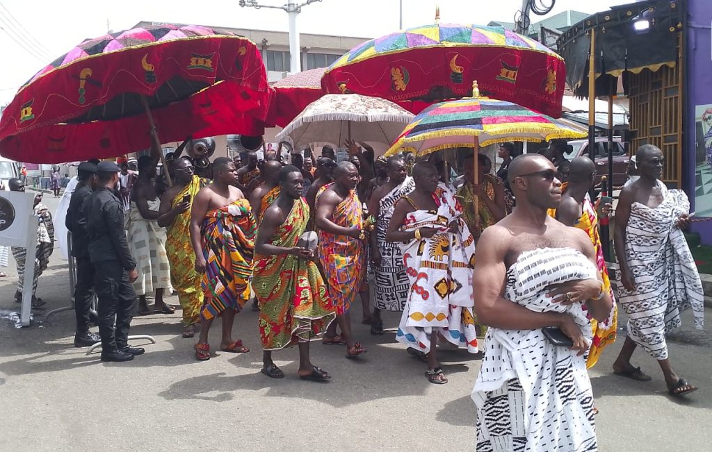 Kumasi marks Adaekese with rich traditional culture By Napoleon Ato Kittoe The much-talked about durbar "Adaekese" that only existed in figments has its long incubation period over and has burst its contents to a vivacious and colourful ceremony at Manhyia Palace in Kumasi, Ghana. Long retinues followed traditional rulers to durbar grounds. The radiance of the occasion in the bright colours of the Kente cloth on display, and the almost untouched, centuries-old traditions of the Ashantis in Ghana. A galaxy of personalities from all walks of life and persuasions joined these beehives of activities marking the Asante King's silver jubilee anniversary. So important is the occasion that the sick have allowed themselves to be taken to event grounds, whilst tired limbs of hawkers stomped to the venue. The President of the Republic of Ghana and the Prime Minister of the Republic of Trinidad and Tobago are present in this highly-charged atmosphere. The years spent on the gold stool as the King of Ashanti Kingdom are as important as the day he took the oath of office in 1999 which marked a new dawn. It highlights a respect for the good principles of atavism whilst opening up to contemporary times, a period of soul-searching, and injection of momentum in development under the guidance of one of Ashanti's greatest Kings, Otumfuo Osei Tutu II.