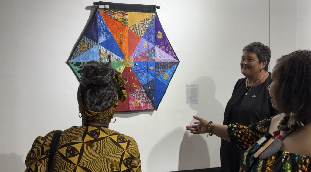 “Sticking Cultures Together": Exhibition Bridges African Diaspora Through Quilts