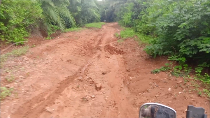 Residents of Abesre-Korwhere appeal to government for road rehabilitation, access to electricity