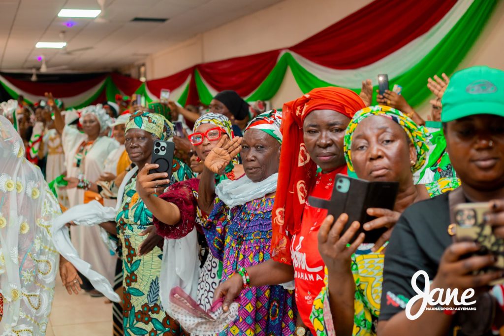 Prof. Opoku-Agyemang tours Ashanti Region