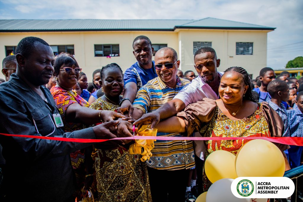 Improving sanitation in Accra: 3 schools benefit from new toilet facilities