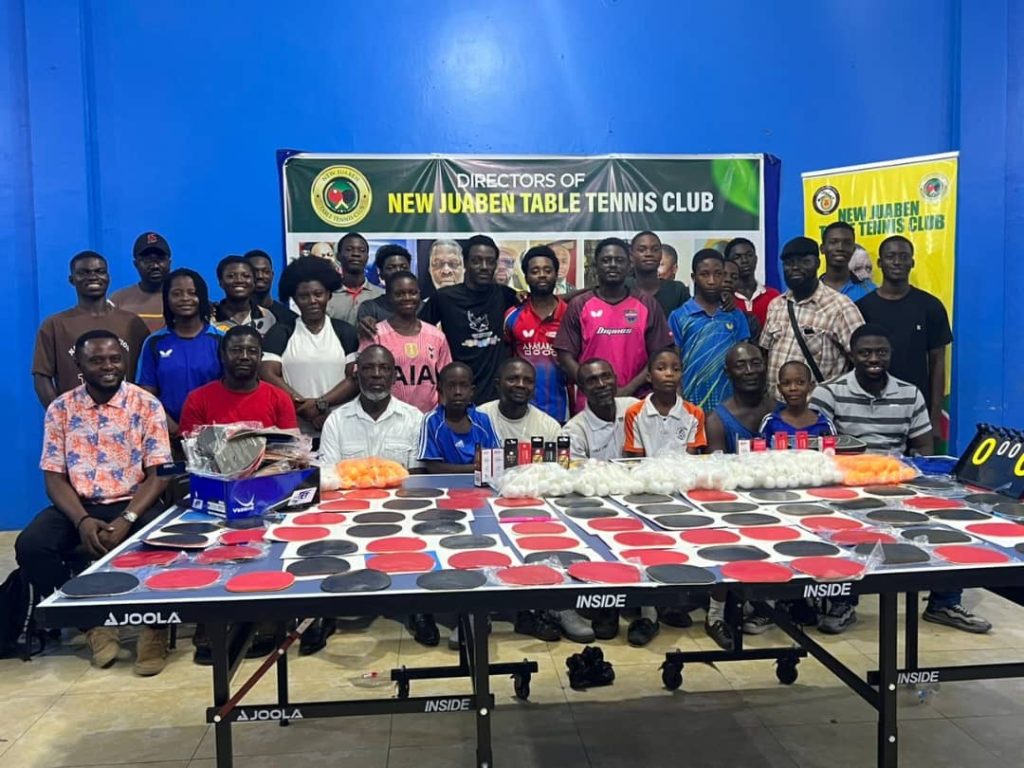 Table tennis legend Nana Yaw Boateng donates equipment to New Juaben table tennis club