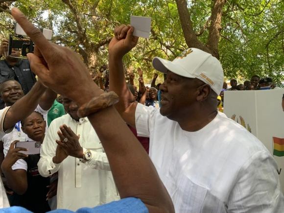 Mahama casts ballot in Bole