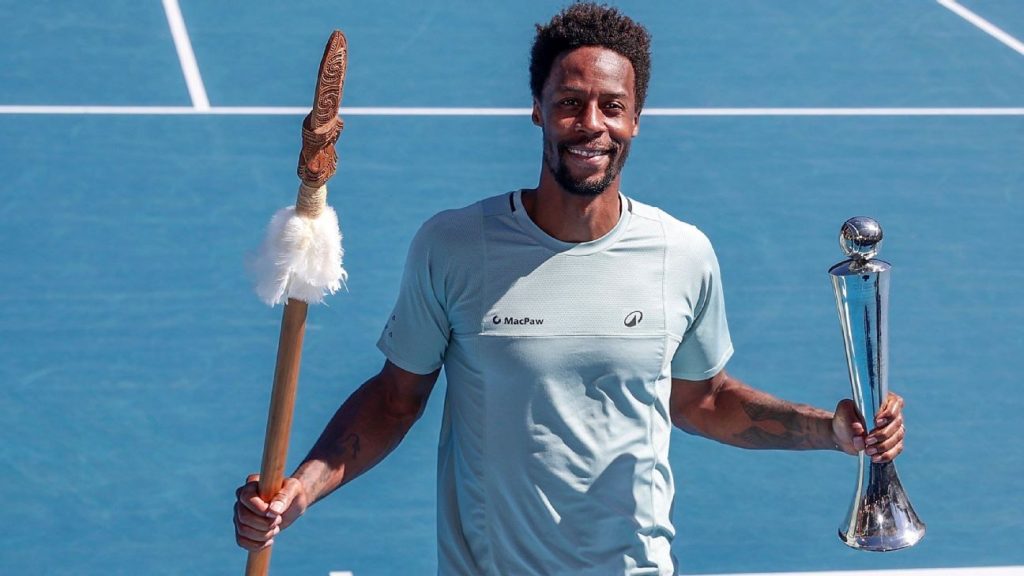 Gael Monfils becomes oldest ATP Tour singles title winner with Auckland victory